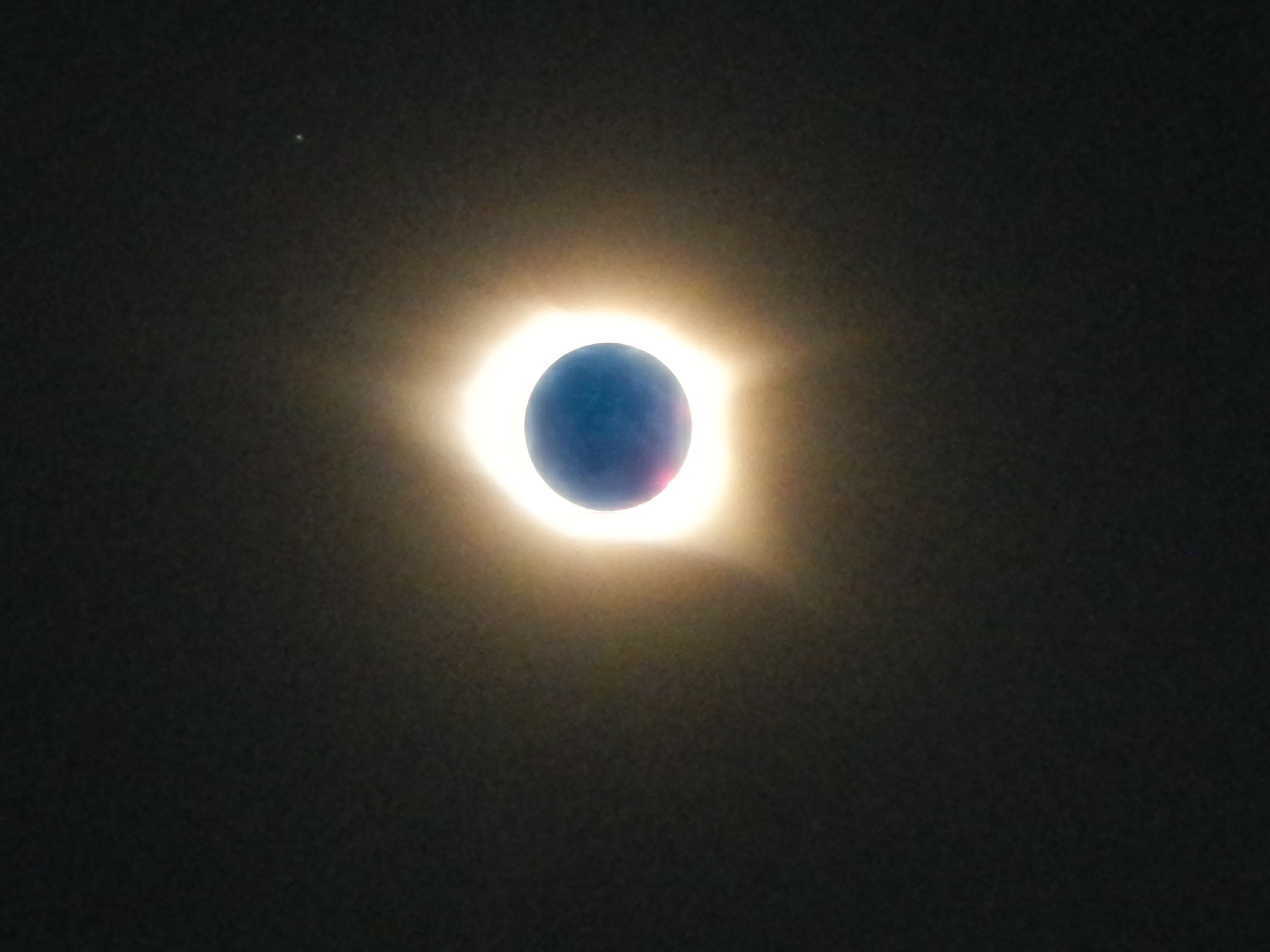 Enhanced Photo of Total Solar Eclipse � Earthshine on Moon