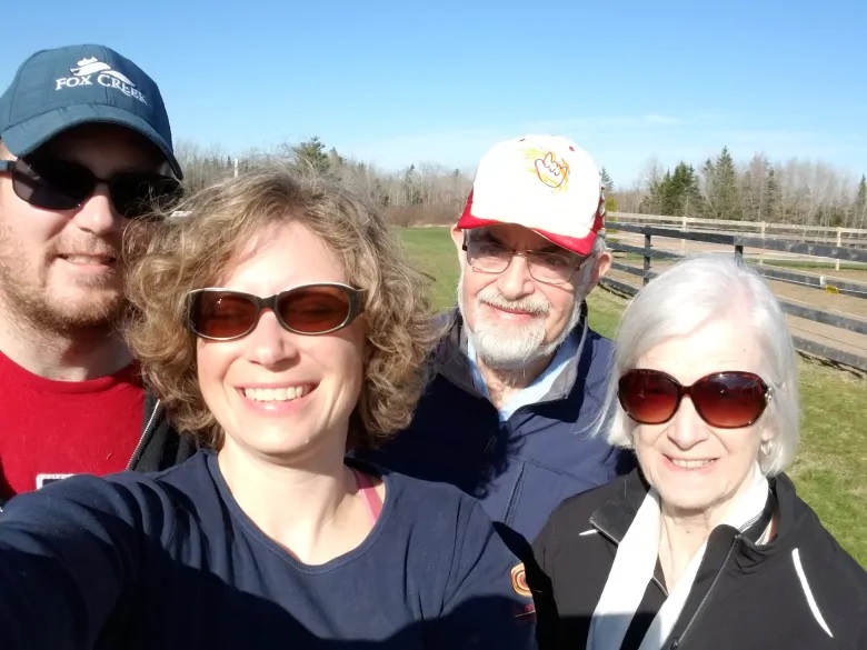 Stanton Friedman with Wife, Daughter, and Son-in-Law